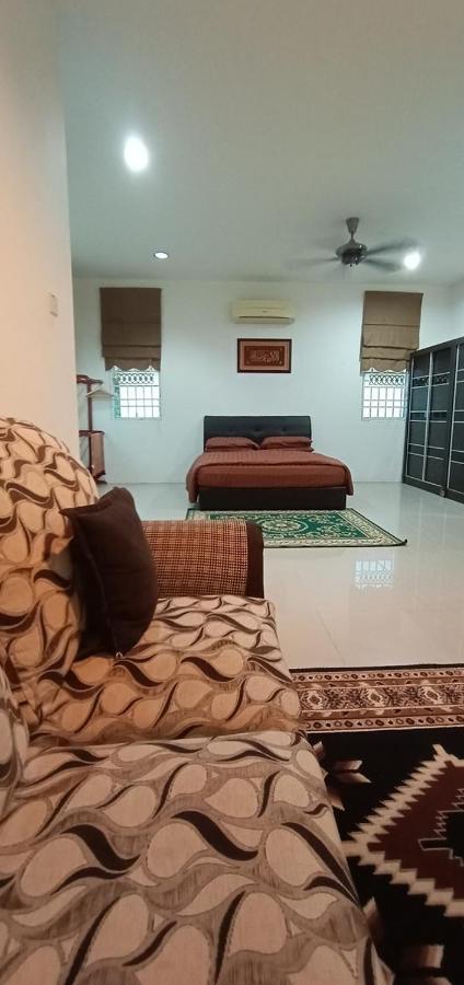 Casa D'Astana Homestay Sungai Petani For Muslim Only Exterior photo